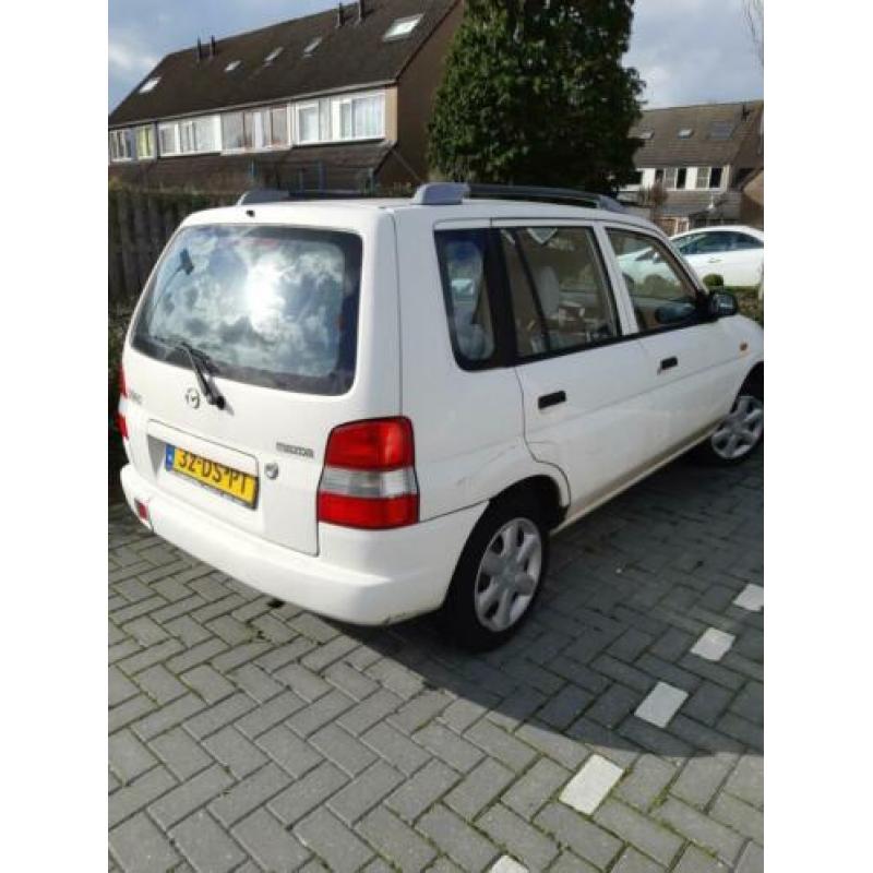 Mazda Demio 1.3 Comfort 1999 Wit