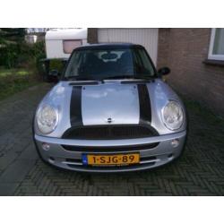Mini Mini 1.6 16V Cooper 2004 Grijs