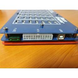 Uitverkoop!! Block erupter 49 port usb 2.0 hub voor €225,-!