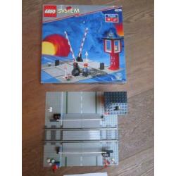 Lego System * 9v Manual Level Crossing * 4539 incl doos