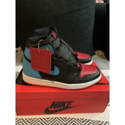 Nike Jordan 1 NC to CHI maat 38