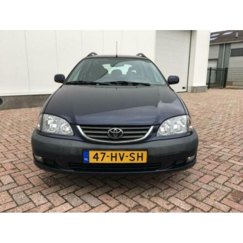 Toyota Avensis Wagon 1.8-16V Linea Sol airco 2002