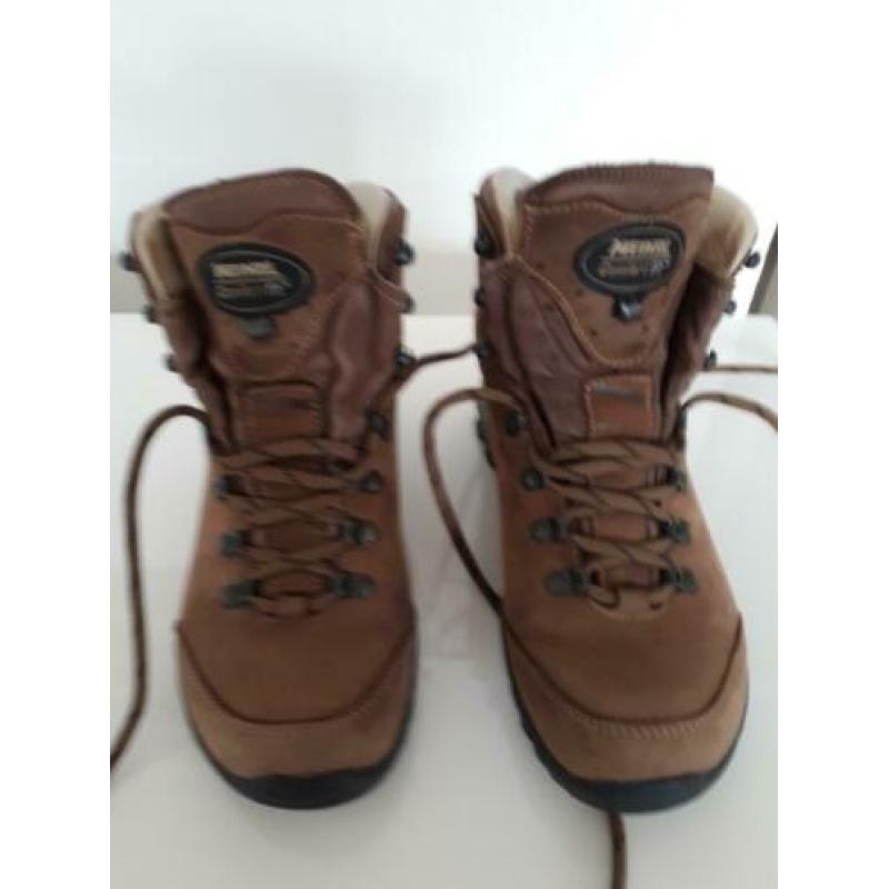 Bergschoenen/wandelschoenen maat 37