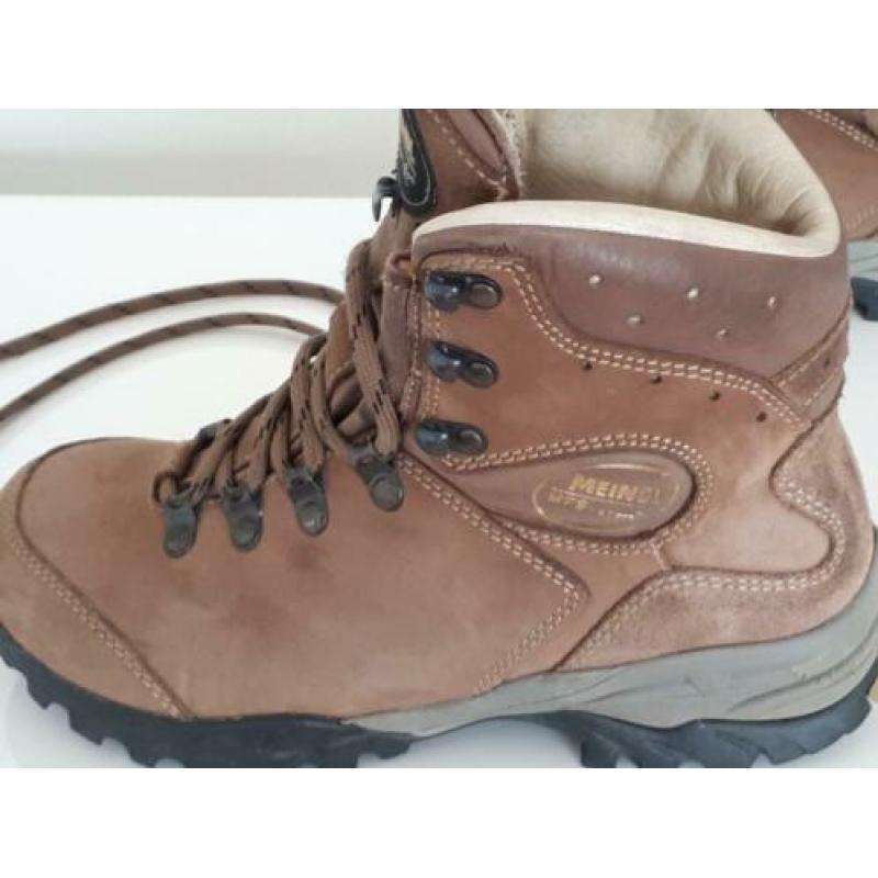 Bergschoenen/wandelschoenen maat 37