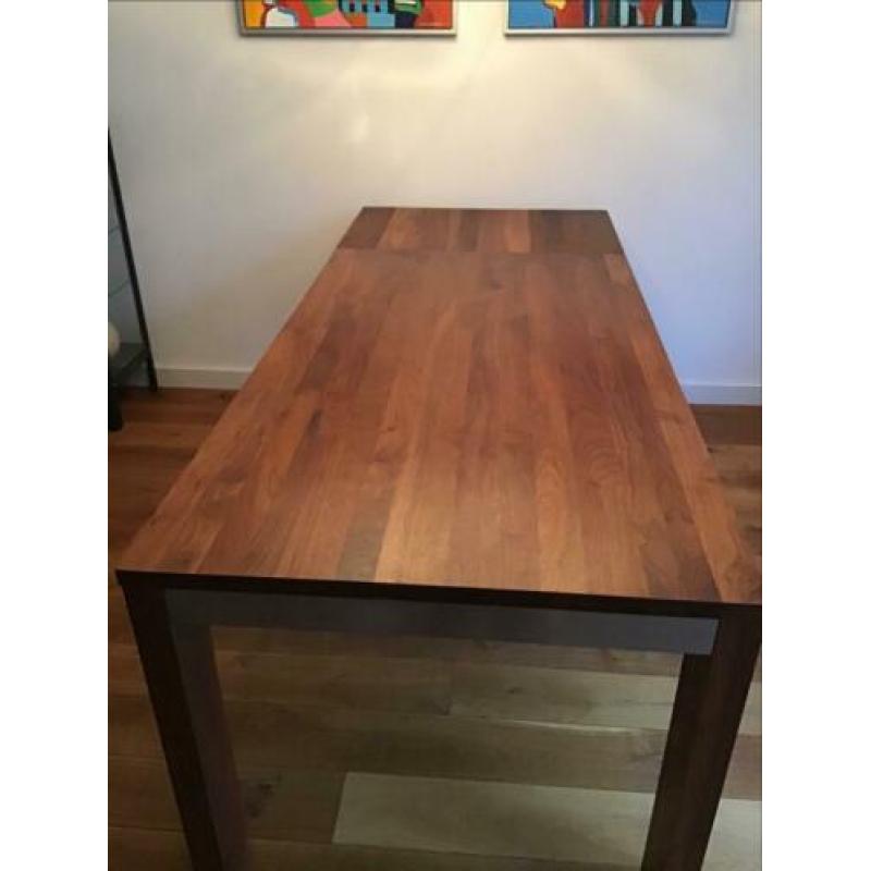 Amerikaans notenhouten tafel
