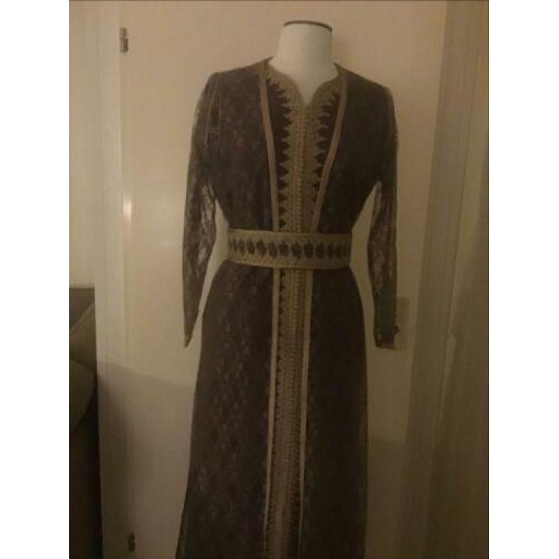 Mooie Tweedelige Takchita/Kaftan/Abaya Nieuwstaat