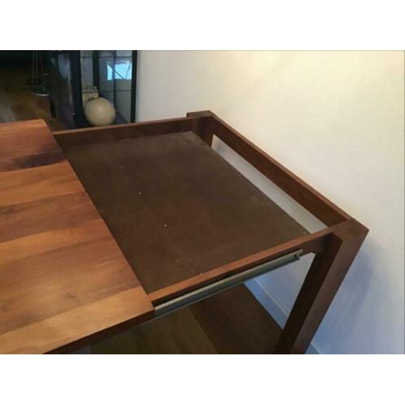 Amerikaans notenhouten tafel