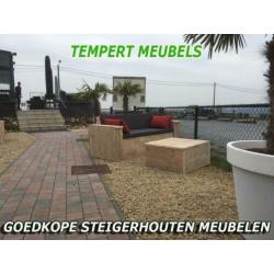 Strakke steigerhouten loungebank / Lounge hoekbank.