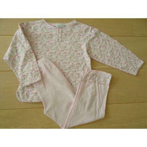 Schattige roze pyjama met bloemen van Feetje mt. 116