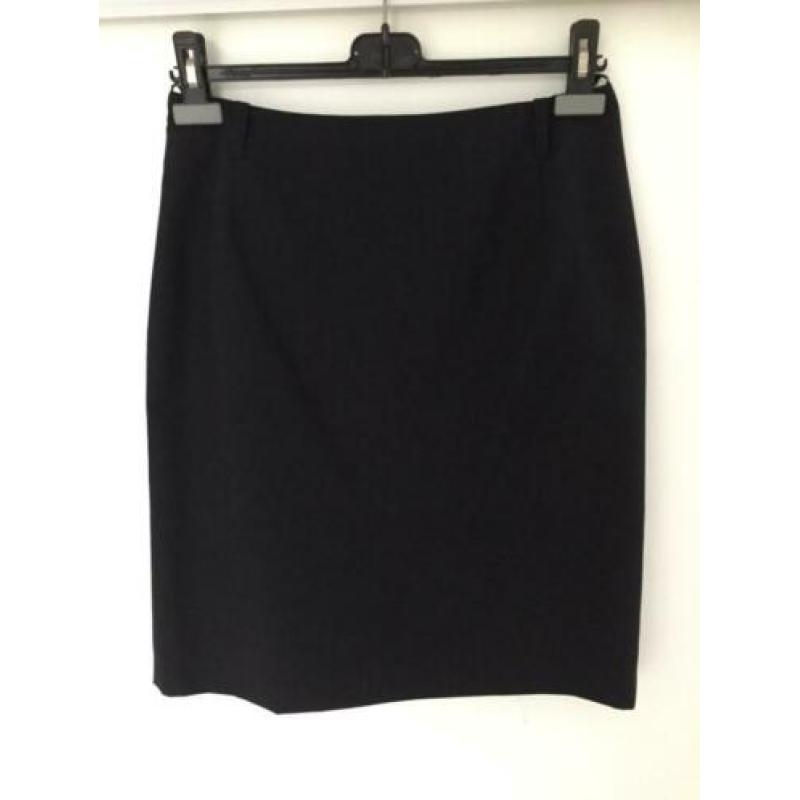 Dames pak met rok en pantalon