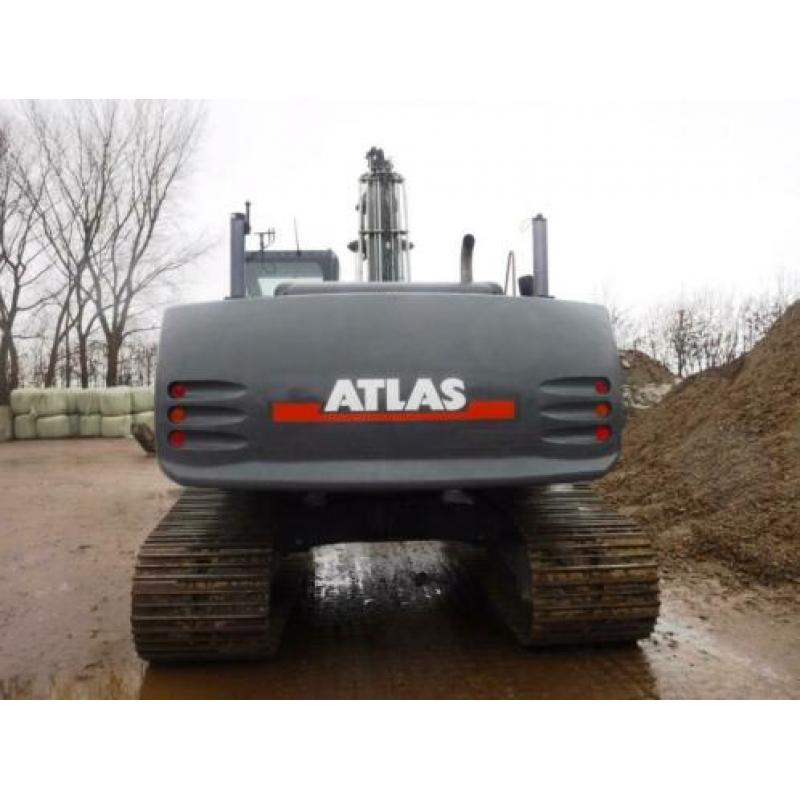 Atlas TC 260 LC (bj 2010)