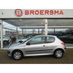 Peugeot 206 1.4 XR DEALER ONDERHOUDEN MET 85.000 KM