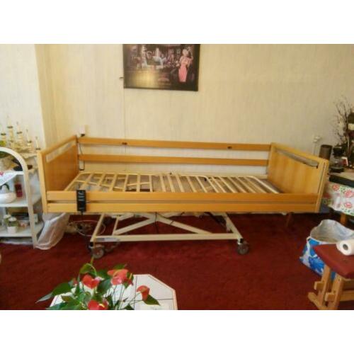 Ziekenhuisbed hoog laag bed