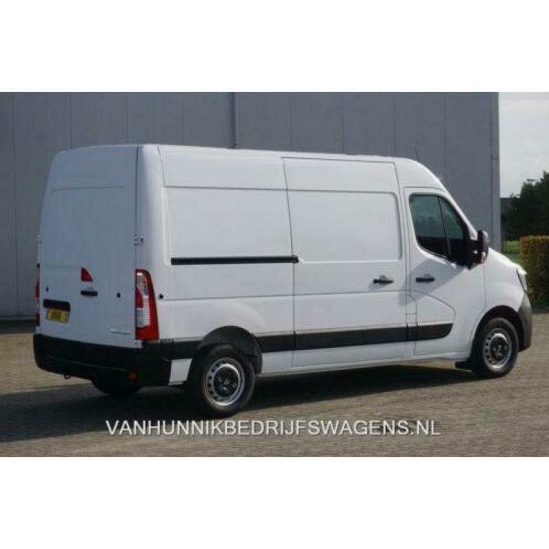 Renault Master T33 2.3 135 Grand Confort L2H2 €330 / maand!