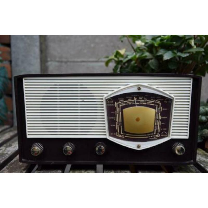 Vintage Philips Radio