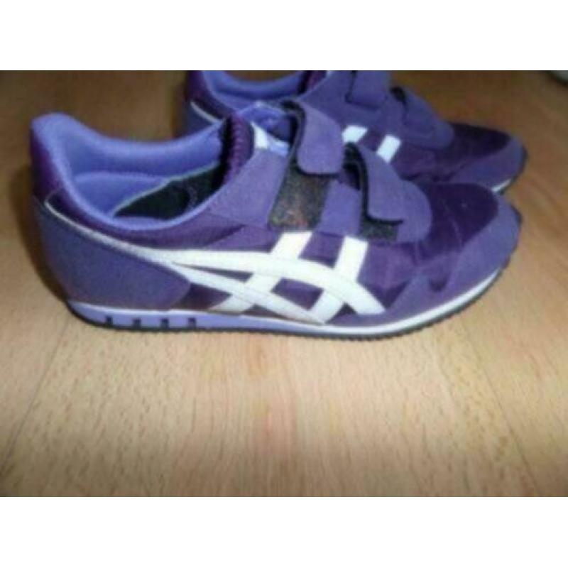 ALS NIEUW: Paars/ witte Asics maat 34,5