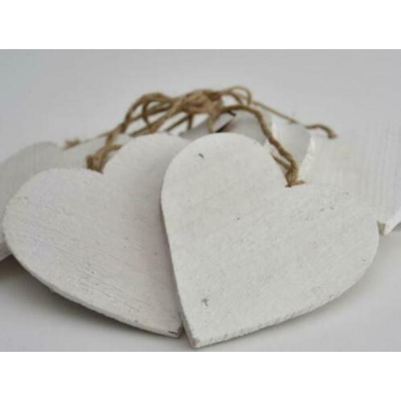 Hanger houten hartje 7, 10 of 15 cm white-wash of zwart p/st