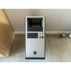 Antec NSK 4400 Behuizing + Antec EA-380 Watt ATX voeding