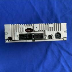 Radio voor Volvo 240 (bovenin)