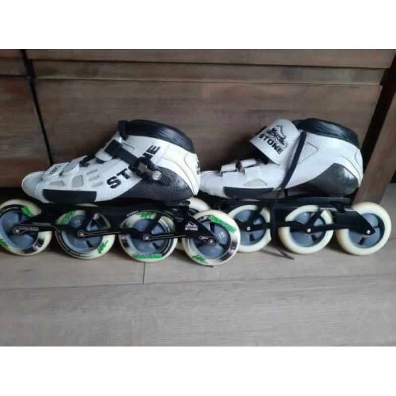 Stone skeelers skates maat 44/45