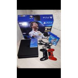 Ps4 met 2 controllers en games