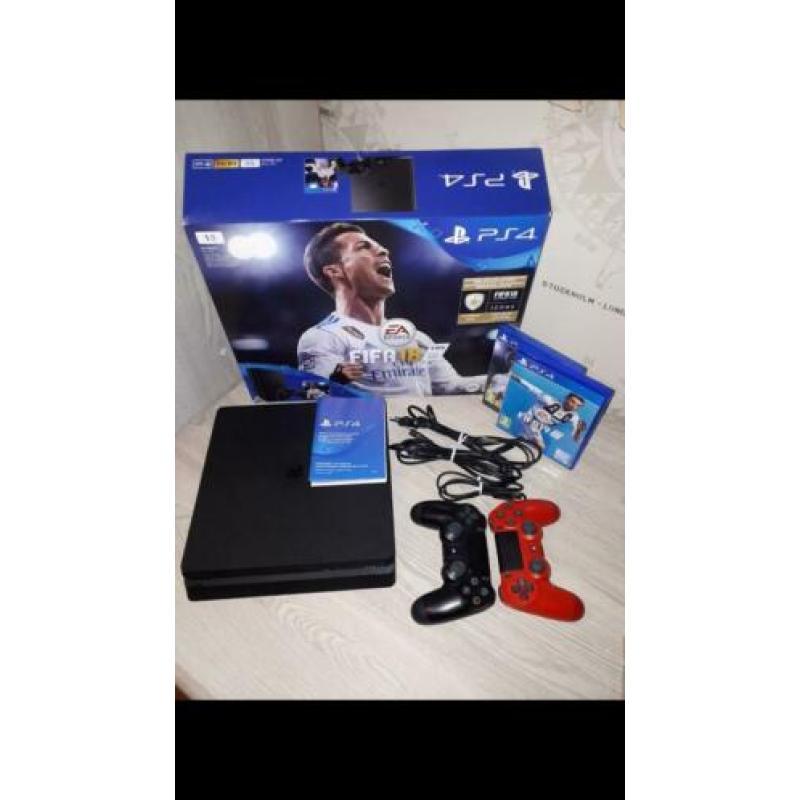 Ps4 met 2 controllers en games
