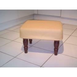 UNI geel linnen - op uw NIEUWE footstool !! 550 D.NOTEN !