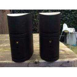 Bose Luidsprekers 2 stuks de zogenoemde melkbusjes.