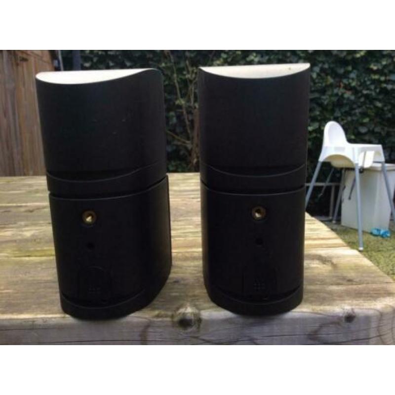 Bose Luidsprekers 2 stuks de zogenoemde melkbusjes.
