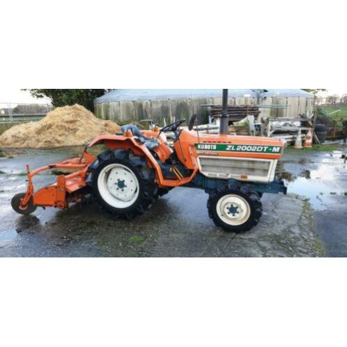 Kubota tractor met frees ZL2002DT-M