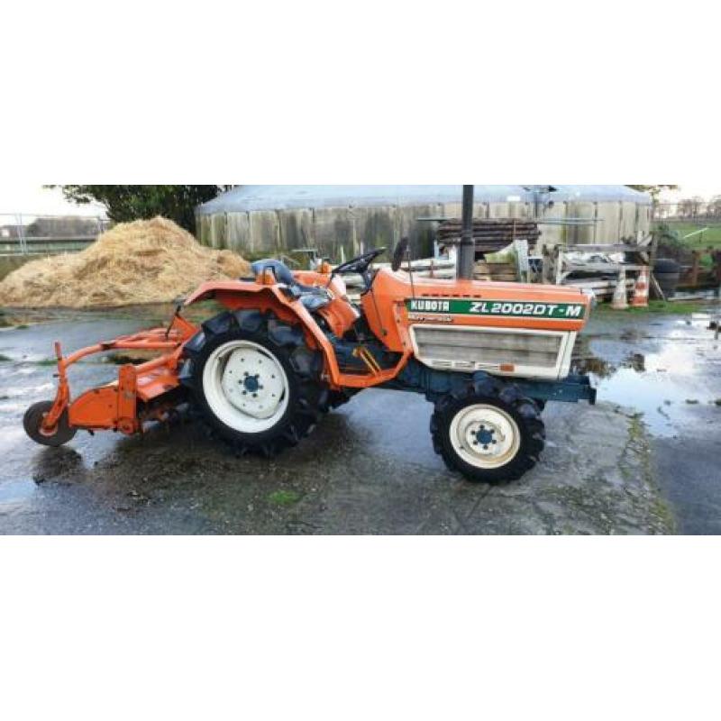 Kubota tractor met frees ZL2002DT-M