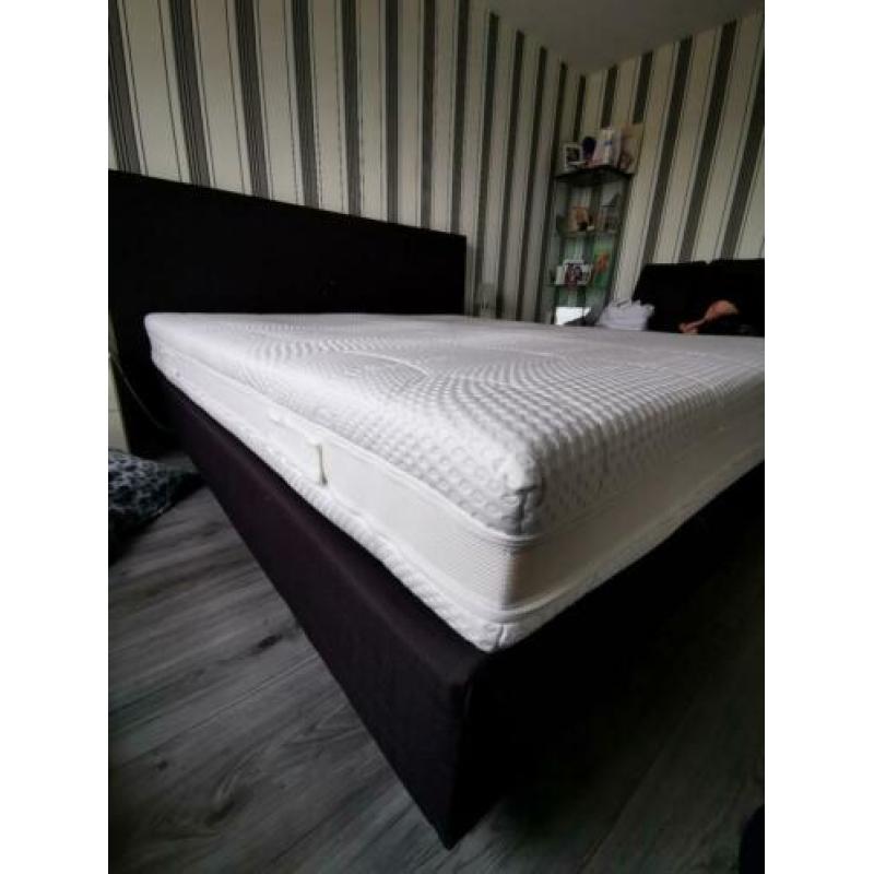 Mooi Tencel tweepersoons matras 180 x 200