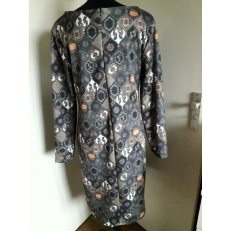 Nieuwe aparte stretch jurk met print, maat L/XL