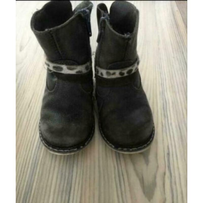 Kinderschoenen maat 23