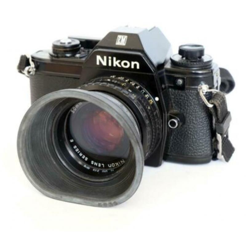 Nikon EM met Nikon serie E 1.8-50mm