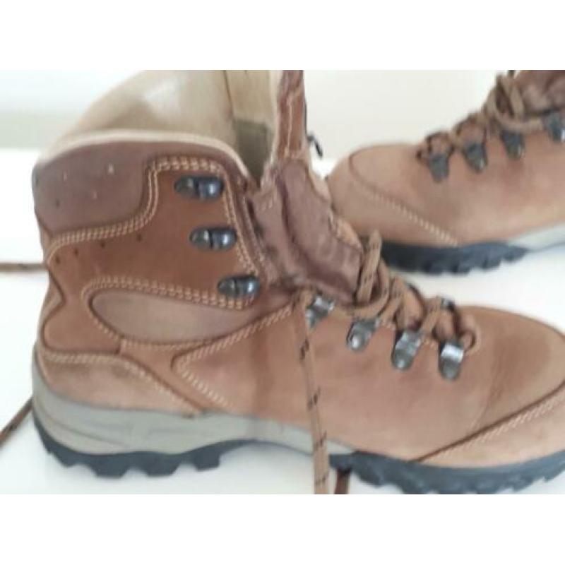 Bergschoenen/wandelschoenen maat 37