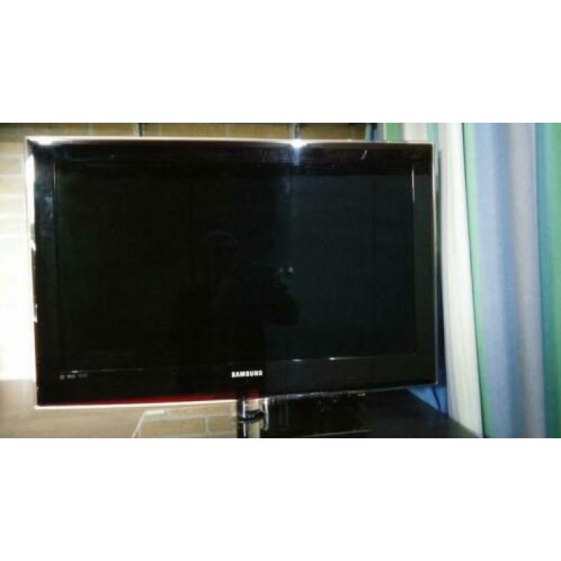 Te koop Samsung UE32B6000VP lcd tv 32”