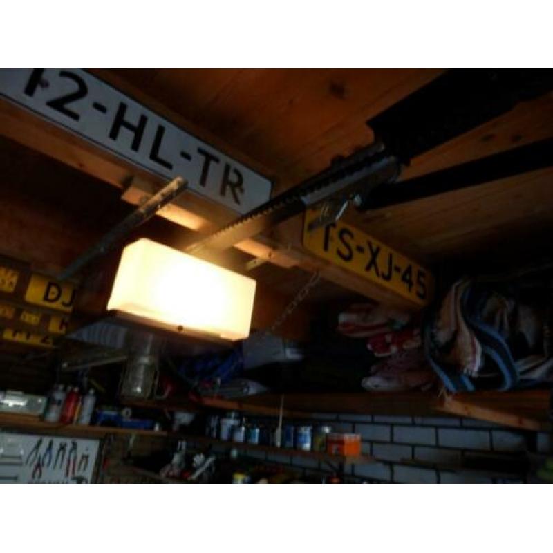 Garagedeur opener electrisch