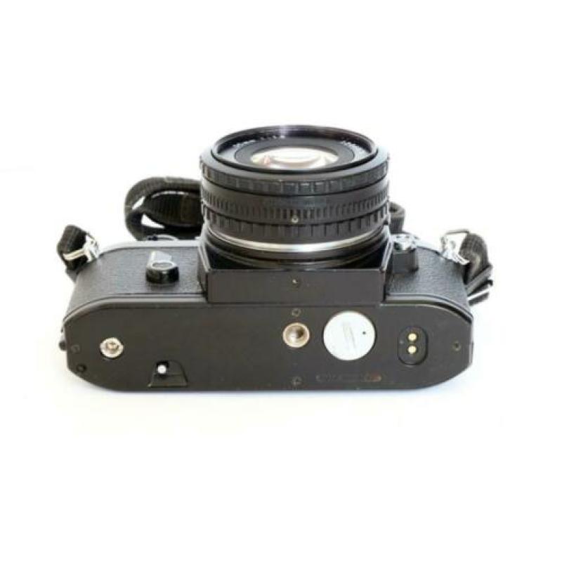 Nikon EM met Nikon serie E 1.8-50mm