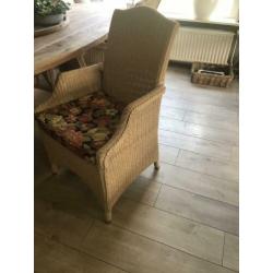 Mooie zware rieten eethoekstoelen