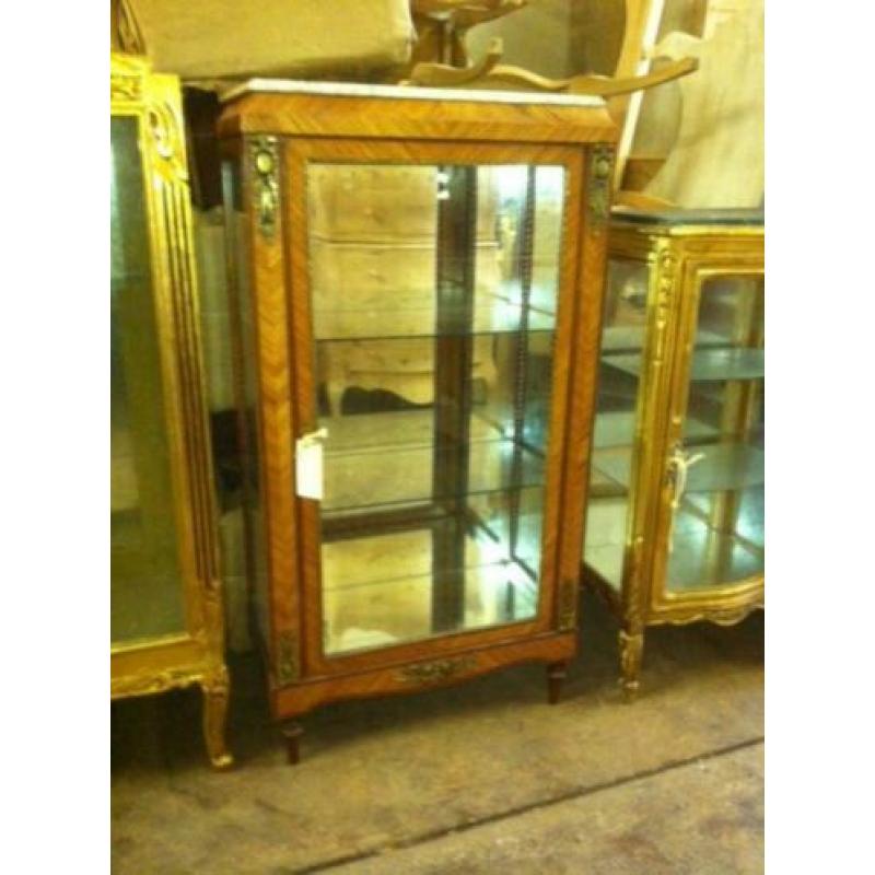 Mooi Frans elegant Vitrine antiek Look