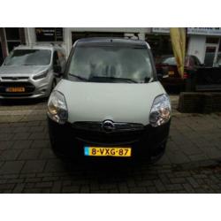 Opel Combo 1.3 D// 66 kw//99 PK// Geen btw auto