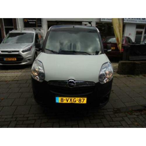 Opel Combo 1.3 D// 66 kw//99 PK// Geen btw auto