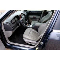 Chrysler 300C Touring 3.0 V6 CRD Platinum Aut. Xenon/Leder/N