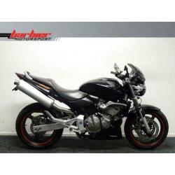 Strakke Honda CB 600 F HORNET CB600F (bj 2004)
