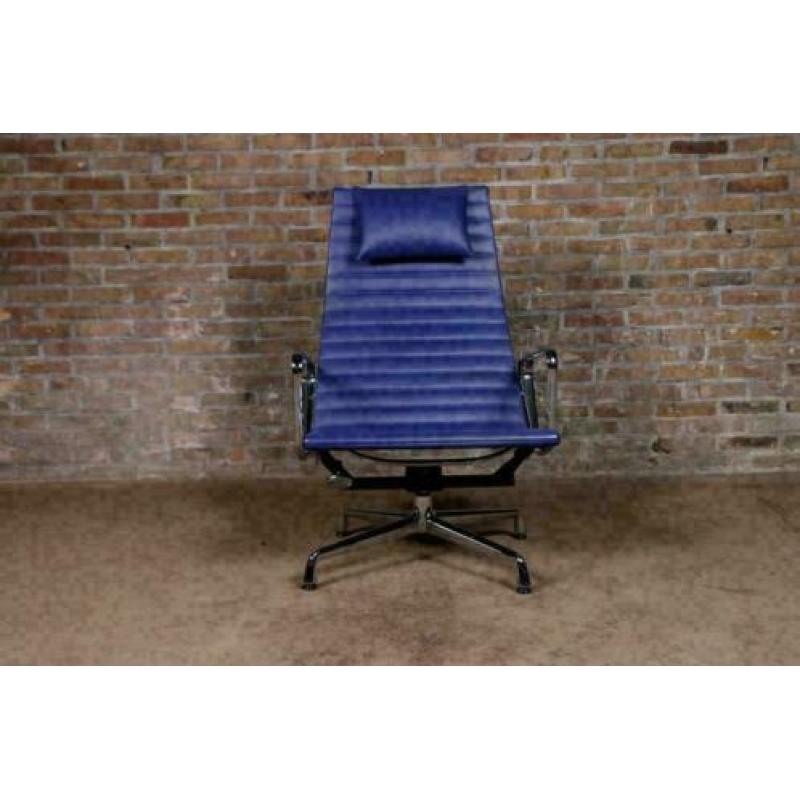 vitra EA 124 verstelbare fauteuil bij TheReSales