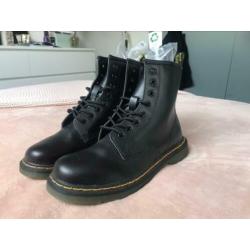 Dr. Martens look a like (40)