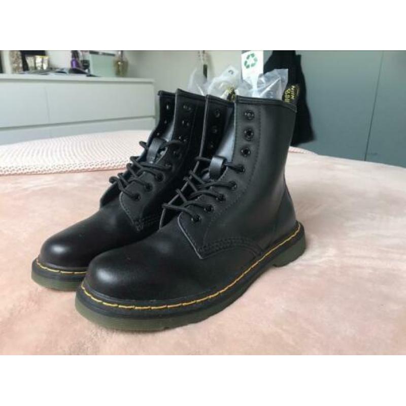 Dr. Martens look a like (40)