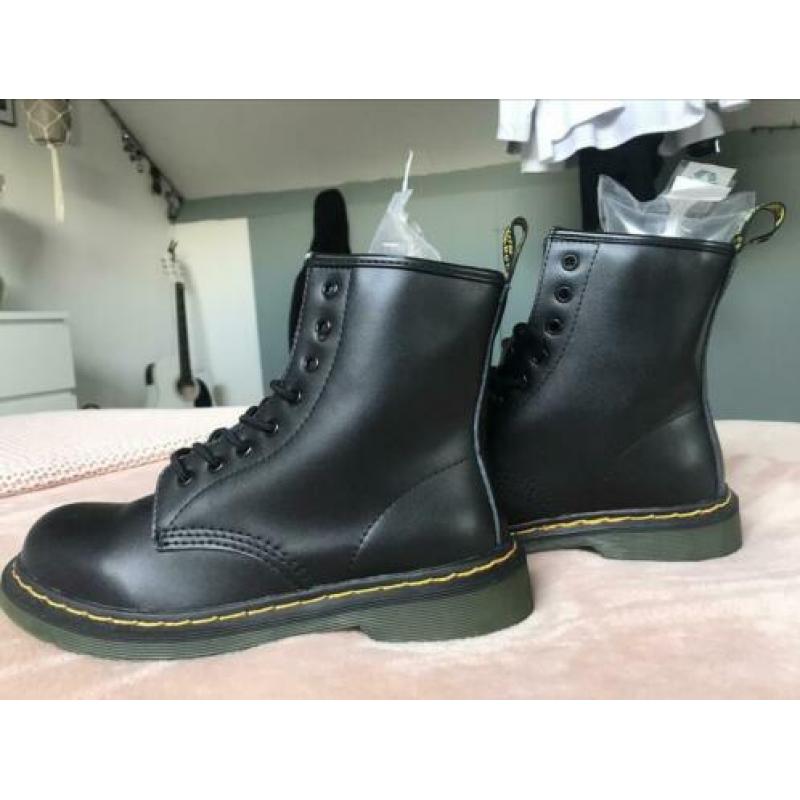Dr. Martens look a like (40)