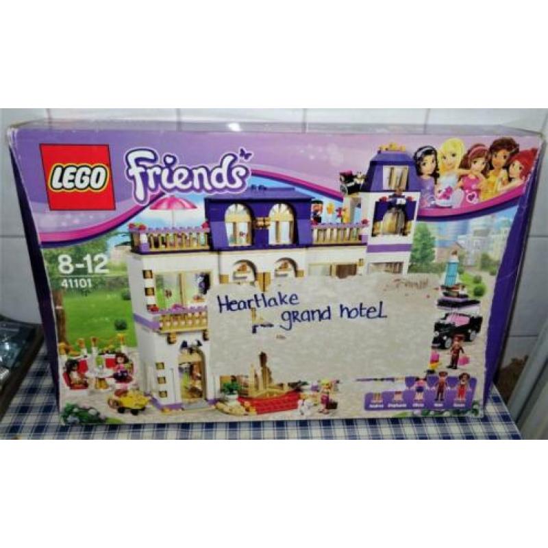 Lego Friends 41101 Heartlake Hotel.